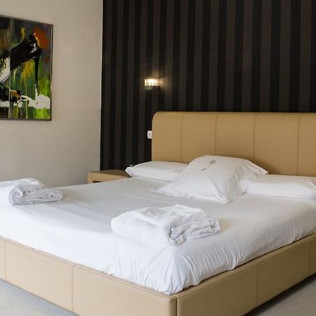 Hotel Teratermal Valdeavellano de Tera Esterno foto